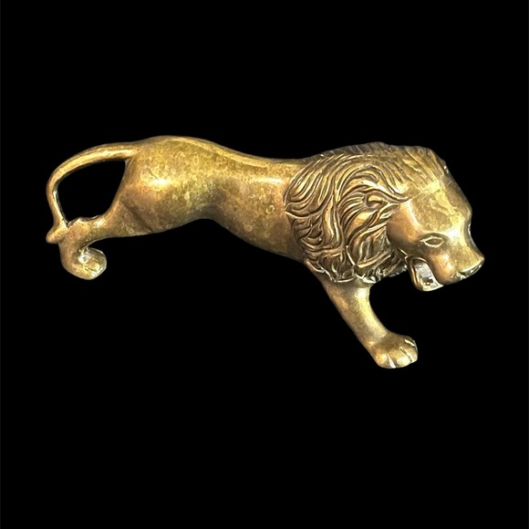 ηξψ Solid Brass Heavy Vintage Roaring Lion King of the Jungle Statue Figurine - Picture 1 of 12